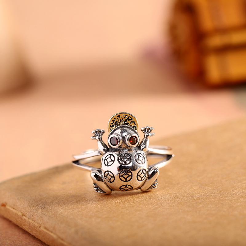 Unique Design Gold Toad Rings  - Vintage Collectible Coins review and price
